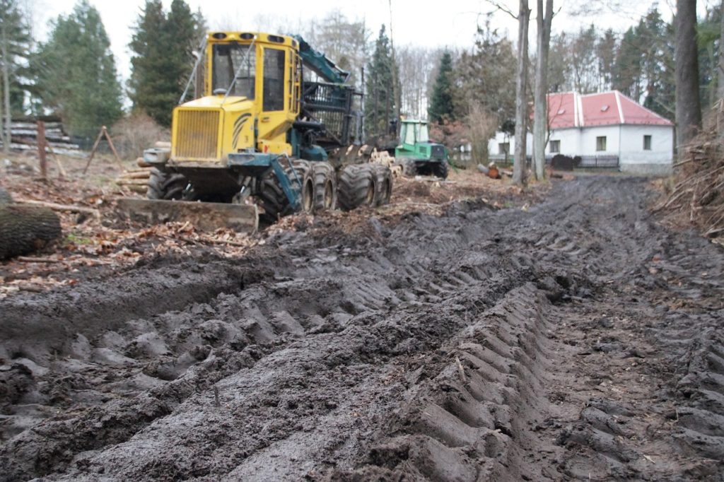 Obligation de délivrance du vendeur – modification du PLU rendant le terrain inconstructible 